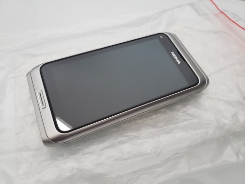 Cellulare nokia - cellulare, e7